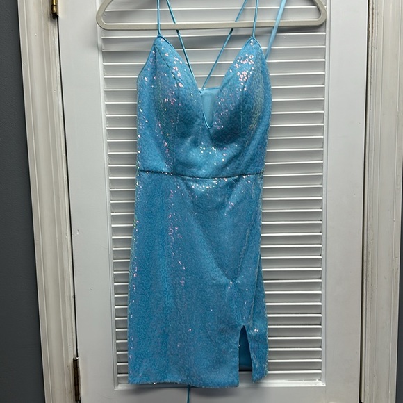 CLARISSE Clarisse 30202 is all about the sequins!!  light blue size 2 - Picture 3 of 6